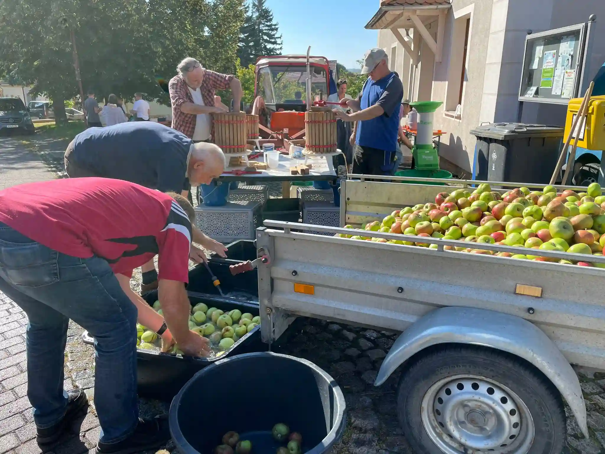 IMG-20230916-WA0027_ergebnis.webp Apfelfest 2023 Vippachedelhausen