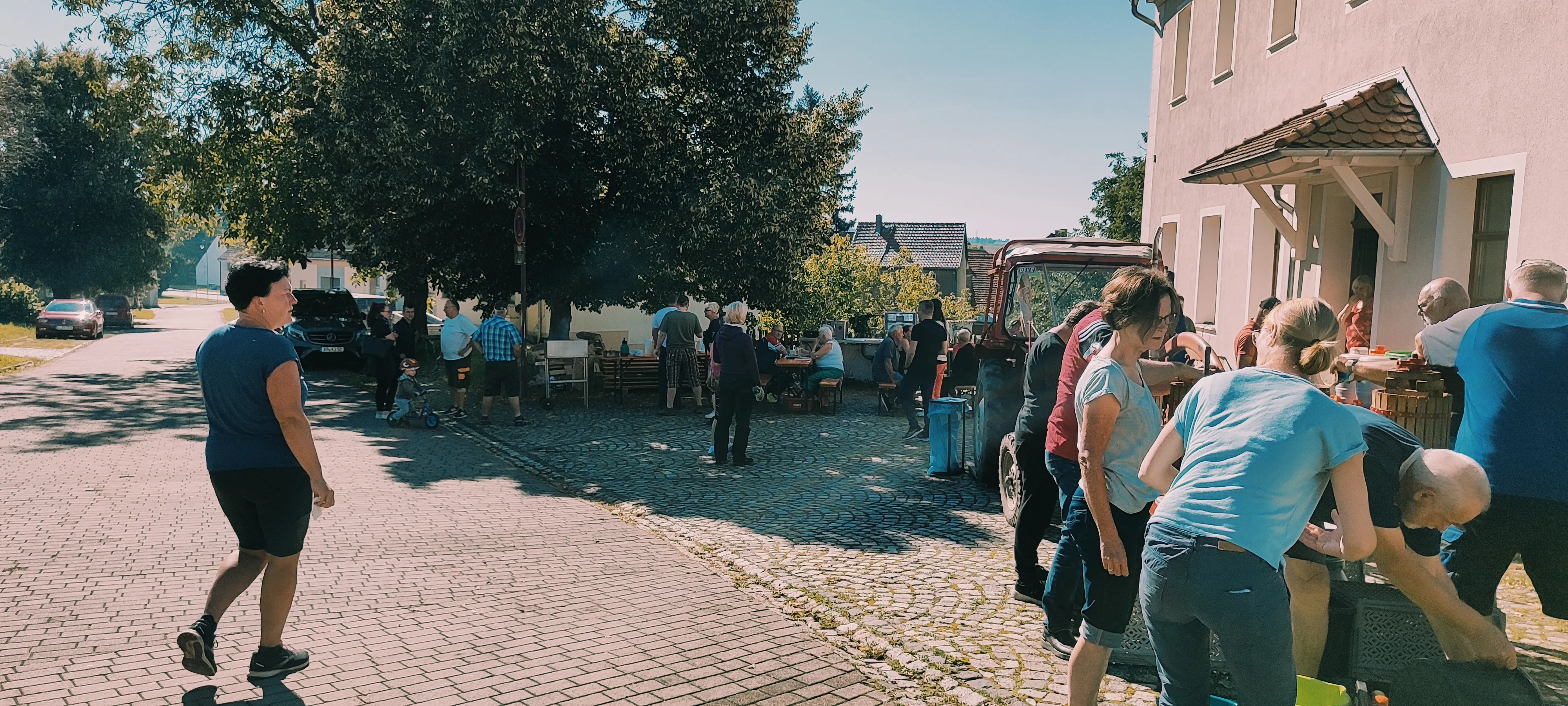 IMG_20230916_112857.webp Apfelfest 2023 Vippachedelhausen