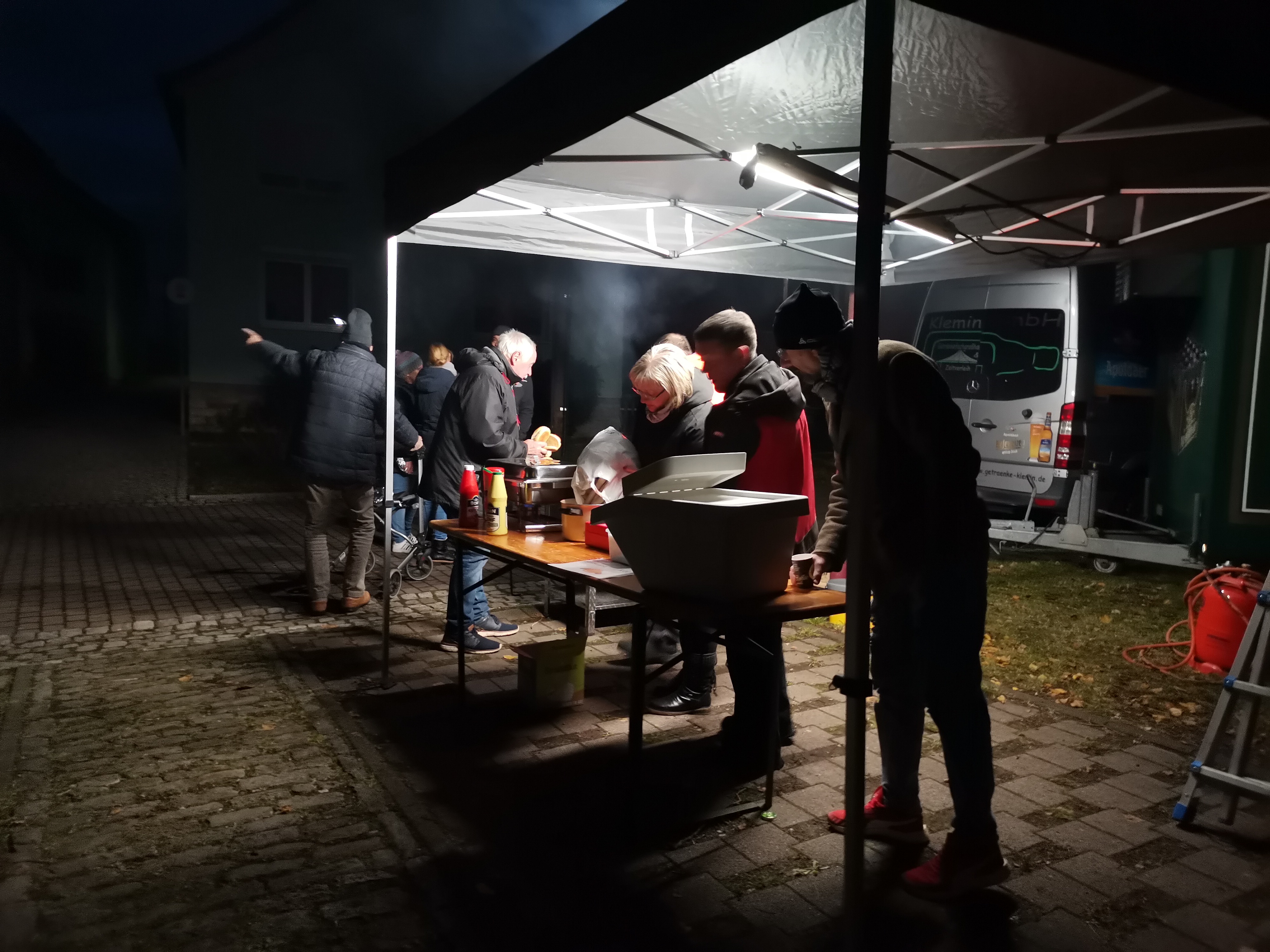 ./Weihnachtsbaumsetzen/IMG_20241129_170619.jpg