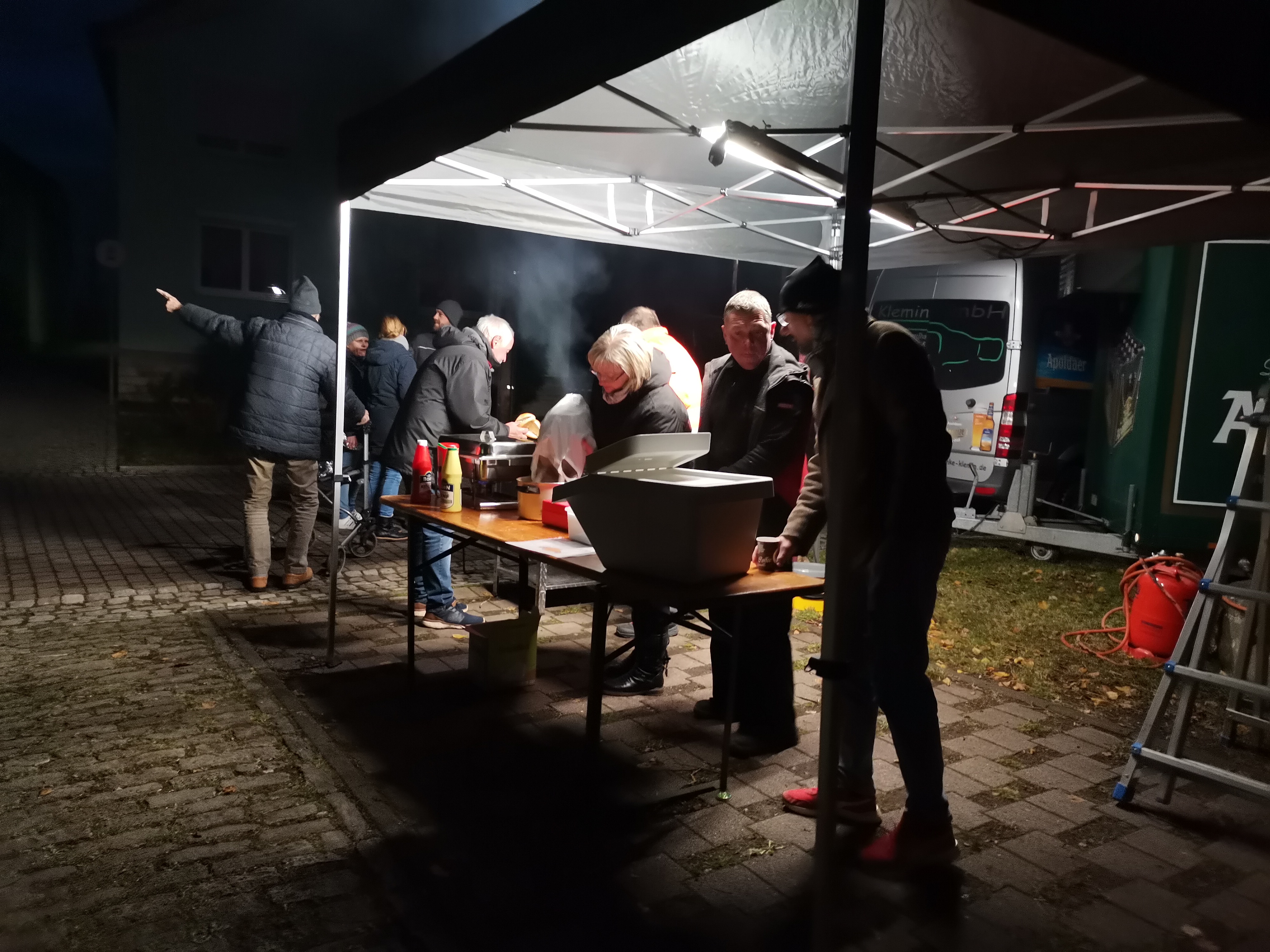 ./Weihnachtsbaumsetzen/IMG_20241129_170620.jpg