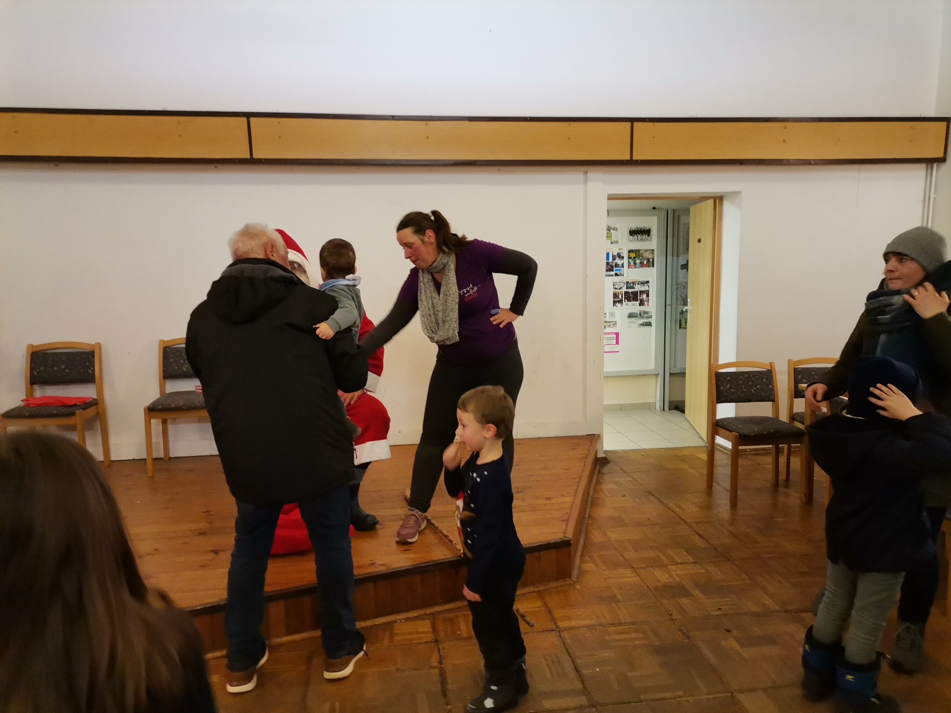 ./WeihnachtmarktThalborn2025/IMG_20241214_162756_BURST001_COVER.jpg