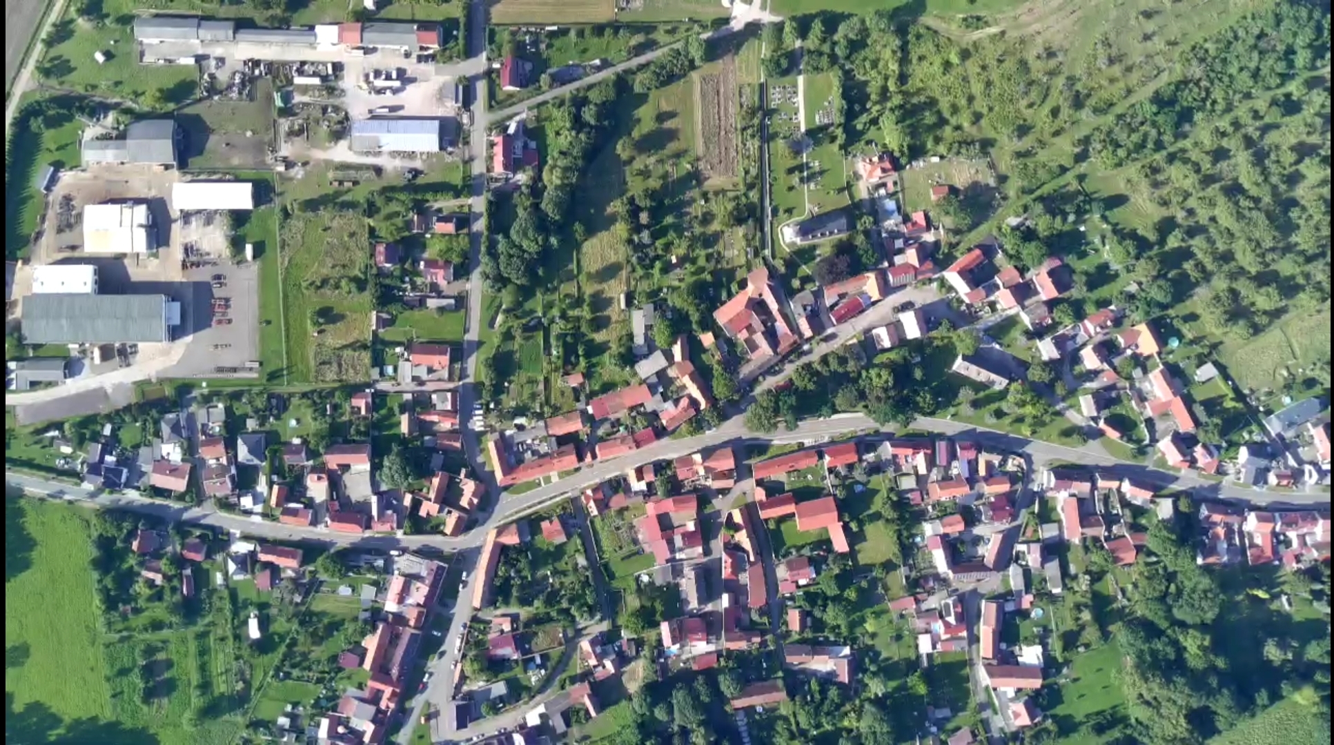 alter Bahnhof von Vippachedelhausen